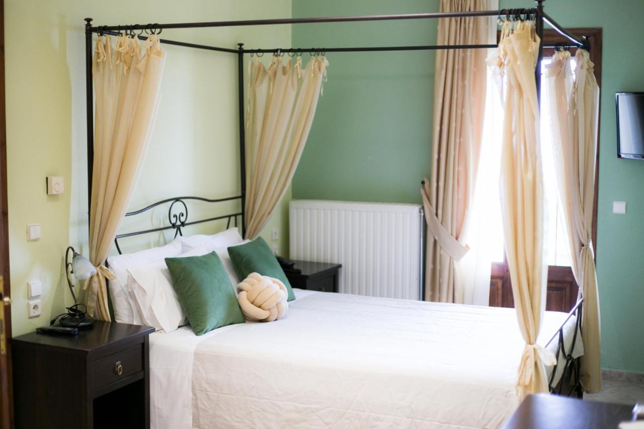 Guesthouse Iris ซาการาดา ภายนอก รูปภาพ