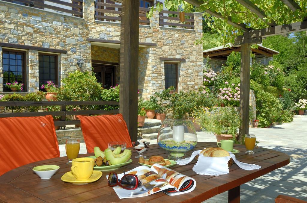 Guesthouse Iris ซาการาดา ภายนอก รูปภาพ