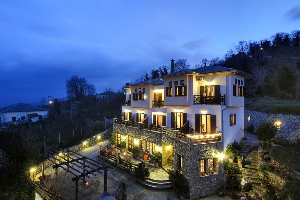 Guesthouse Iris ซาการาดา ภายนอก รูปภาพ