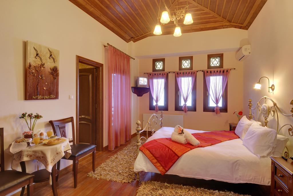 Guesthouse Iris ซาการาดา ภายนอก รูปภาพ